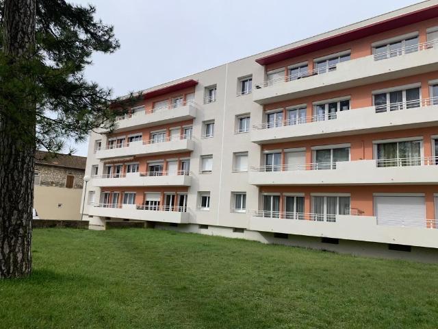 Appartement à louer à Donzère 26290