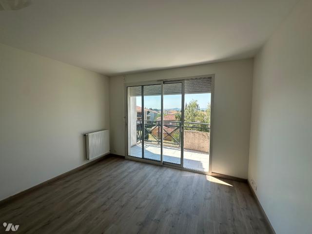 Appartement à louer à Davézieux, Auvergne Rhône Alpes, €