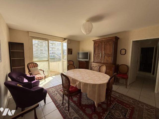 Appartement à louer à Dijon, Bourgogne Franche Comté, €