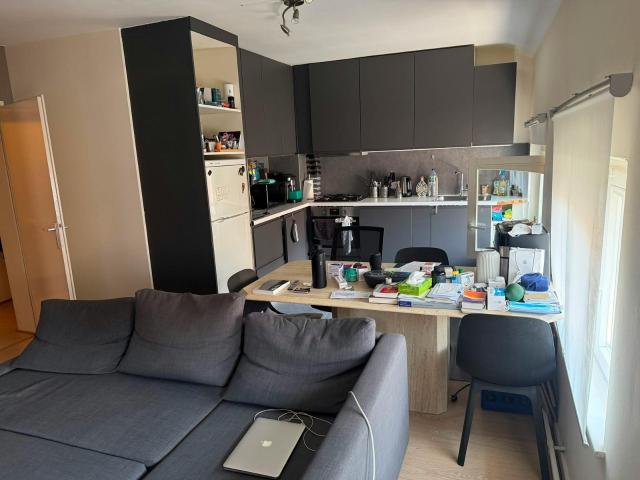 Appartement à louer à Etterbeek, Chaussée Saint Pierre