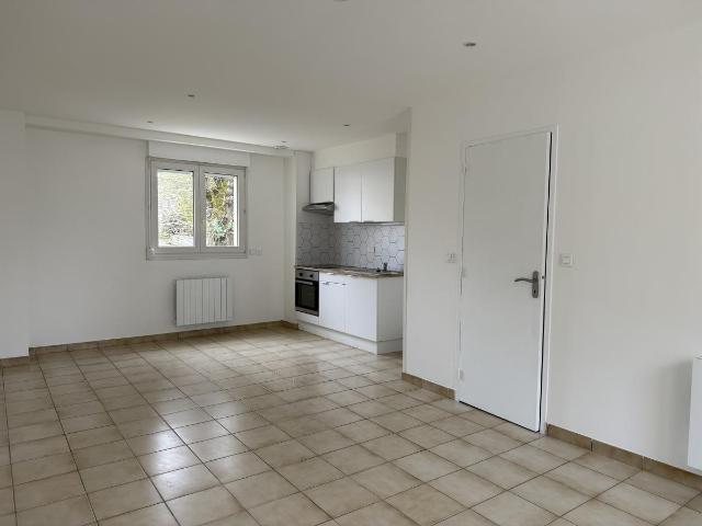 Appartement à louer à Évron 53600