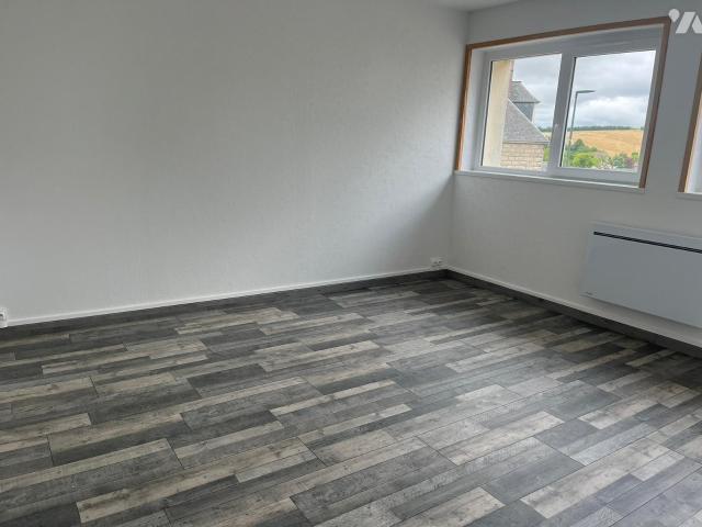 Appartement à louer à Foucarmont, Normandie, €
