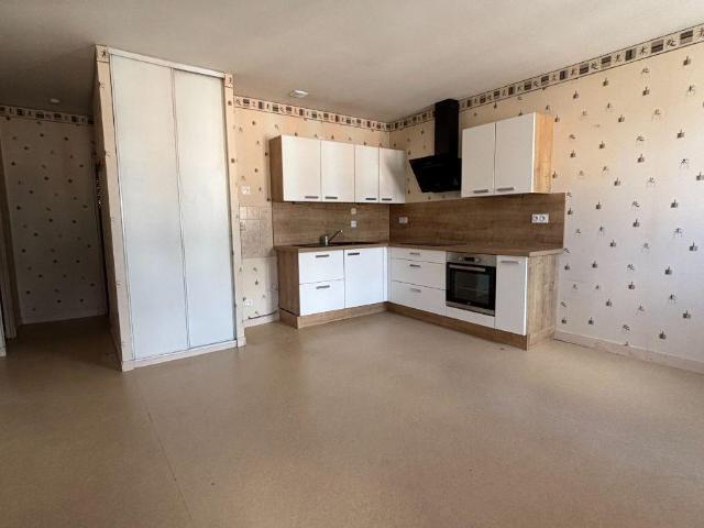 Appartement à louer à Fougères 35300
