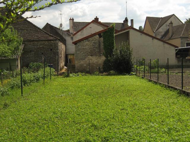 Appartement à louer à Fontaines, Bourgogne Franche Comté, 850€