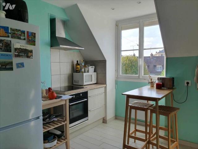 Appartement à louer à Falaise, Normandie, €