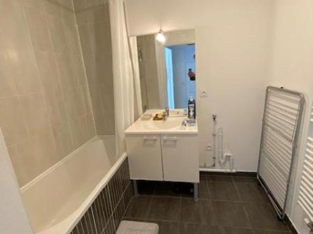 Appartement à louer à Heillecourt, Grand Est, €