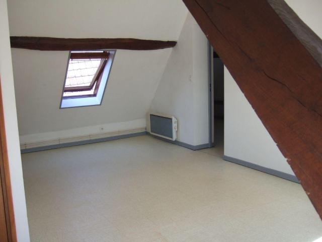 Appartement à louer à Hesdin la Forêt 62140