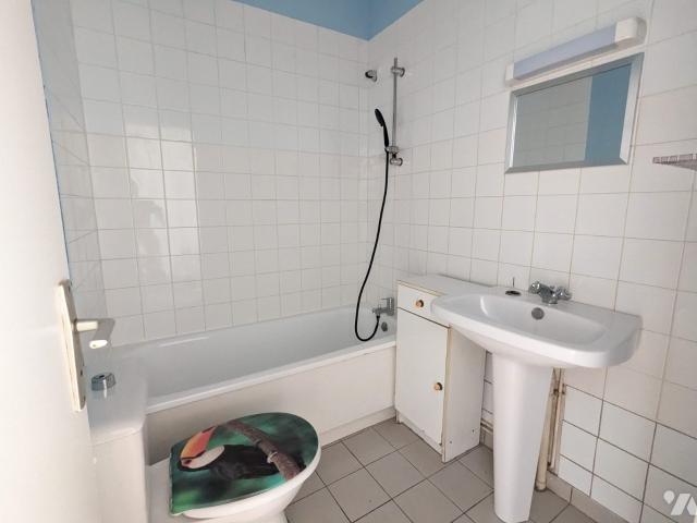 Appartement à louer à Isigny sur Mer, Normandie, €