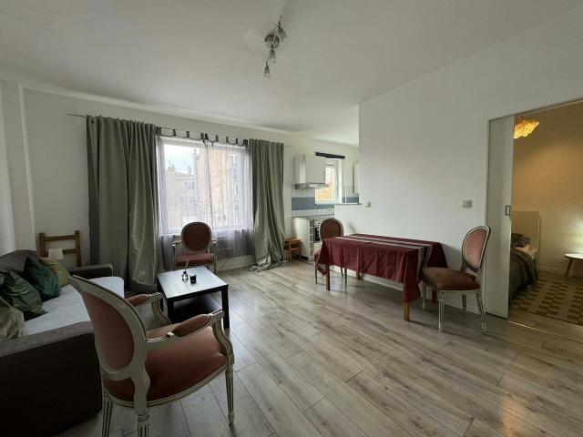 Appartement à louer à Ixelles, Chaussée de Wavre