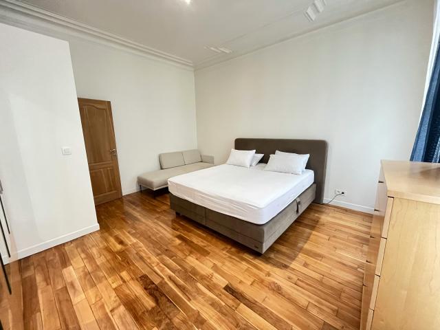 Appartement à louer à Ixelles, Rue de Naples