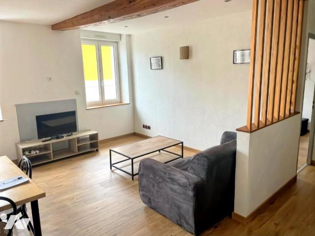 Appartement à louer à Oyonnax, Auvergne Rhône Alpes, €