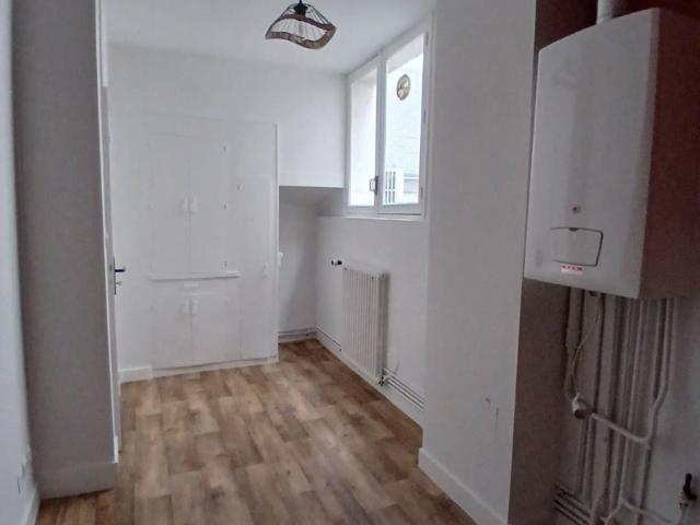 Appartement à louer à Loches, Centre Val de Loire, €