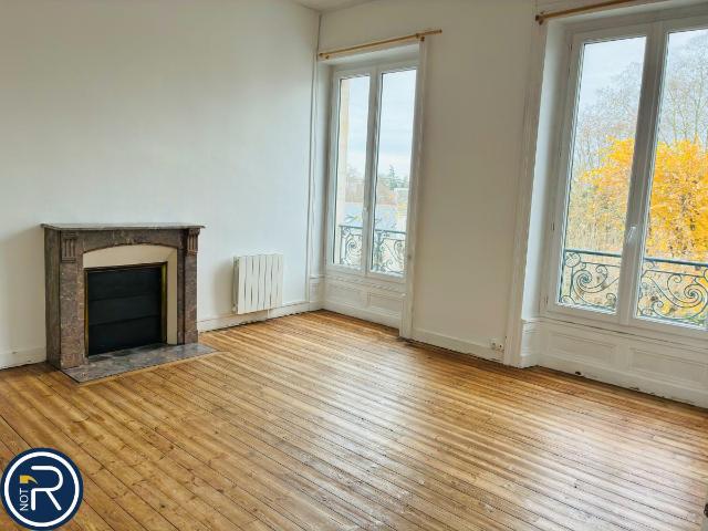 Appartement à louer à Laval 53000