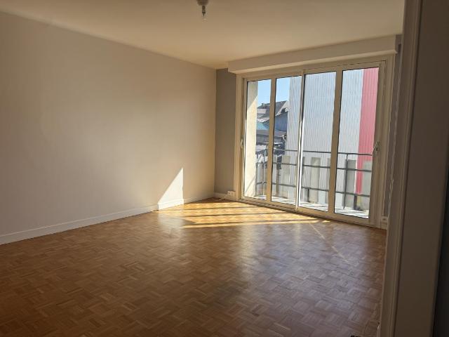Appartement à louer à Laval 53000