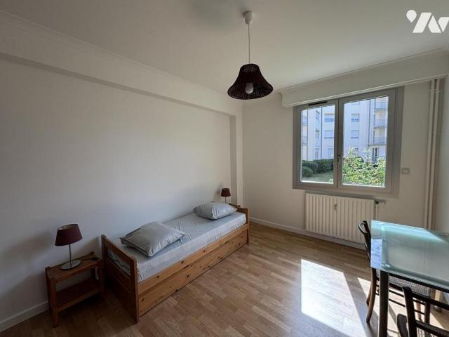 Appartement à louer à Laval, Pays de la Loire, €
