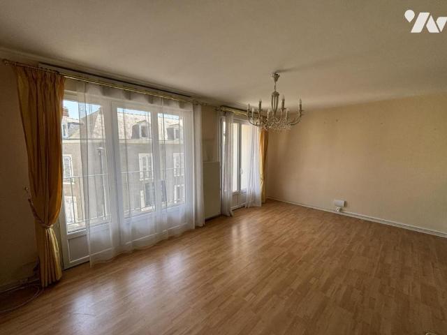 Appartement à louer à Laval, Pays de la Loire, €