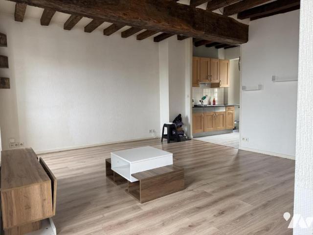 Appartement à louer à Laval, Pays de la Loire, €