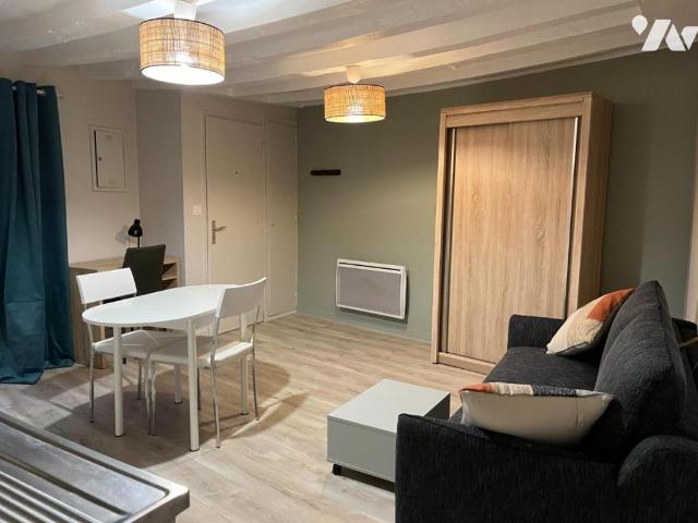 Appartement à louer à Laval, Pays de la Loire, €