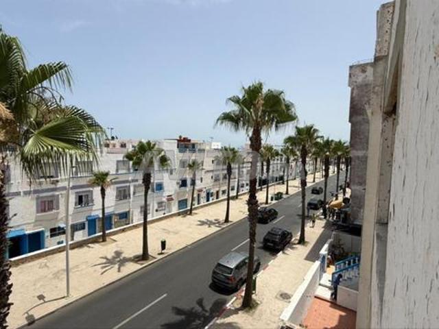 Appartement à louer à la journée à Martil Corniche café Goya