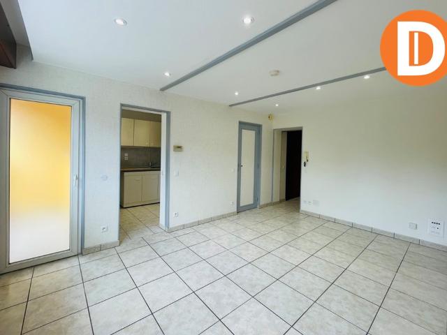 Appartement à louer à LE BAN SAINT MARTIN