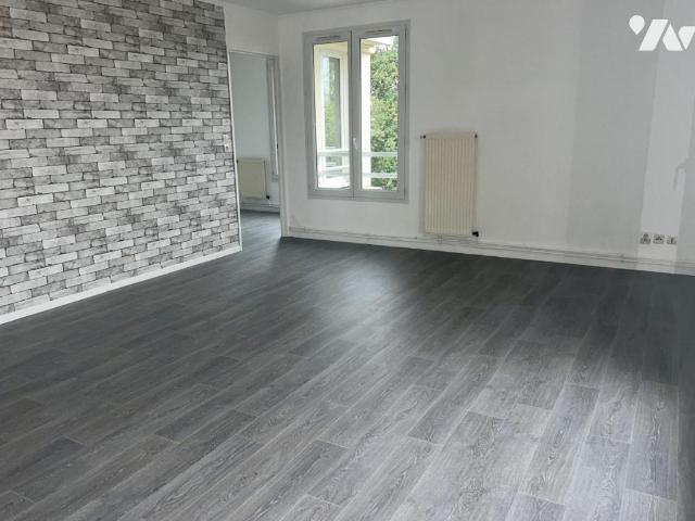 Appartement à louer à Lens, Hauts de France, €