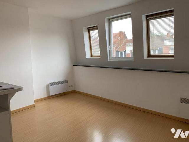 Appartement à louer à Lens, Hauts de France, €