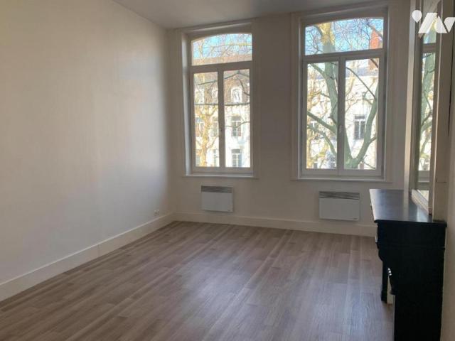 Appartement à louer à Lille, Hauts de France, €