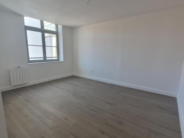 Appartement à louer à Lille, Hauts de France, €