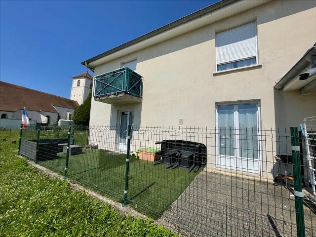 Appartement à louer à Molay 39500