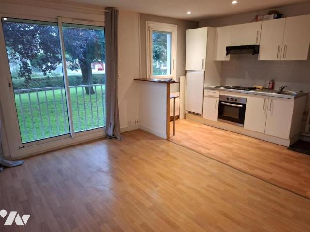 Appartement à louer à Mondeville, Normandie, €