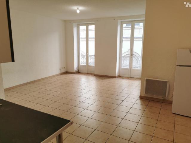 Appartement à louer à Montélimar, Auvergne Rhône Alpes, €
