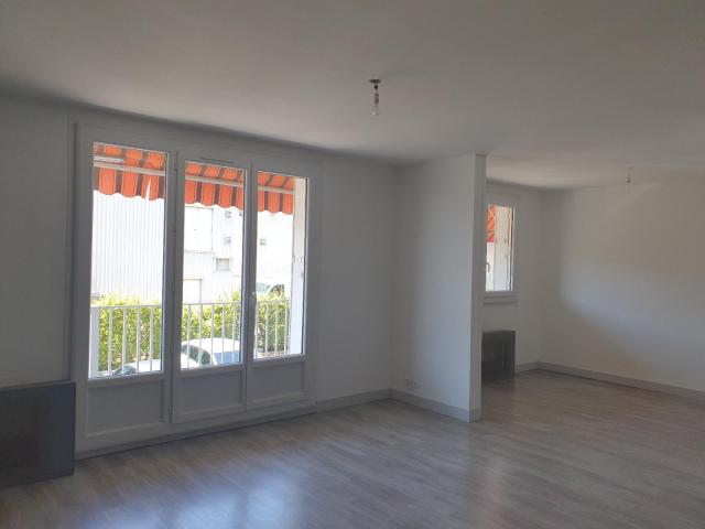 Appartement à louer à Montluel 01120