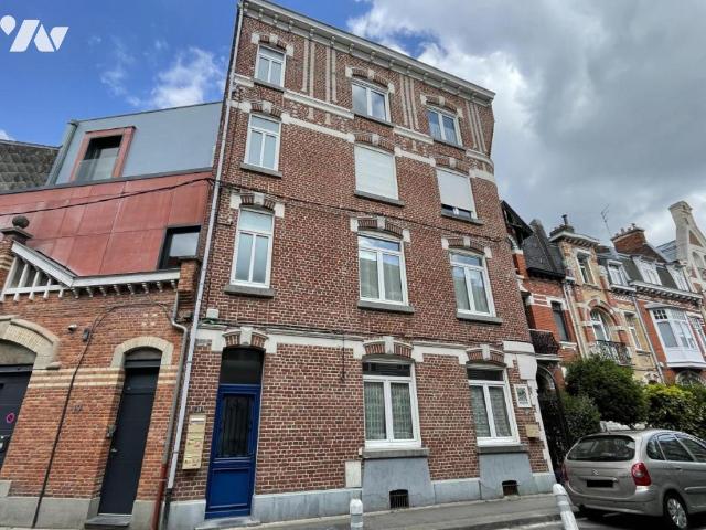 Appartement à louer à Madeleine, Hauts de France, €