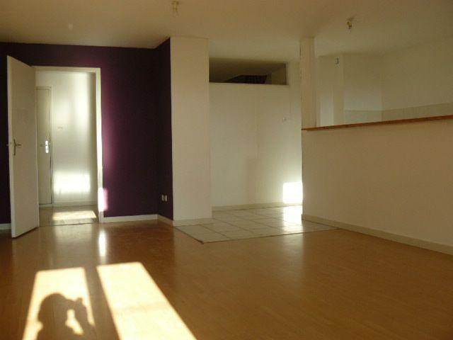 Appartement à louer à Magnières 54129