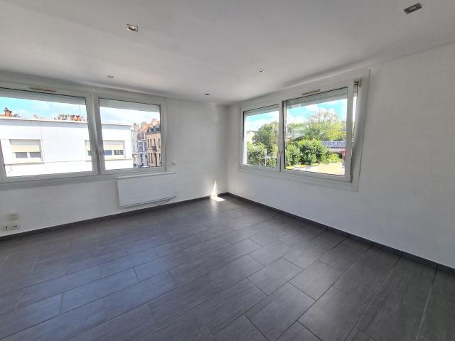 Appartement à louer à Malo les Bains 59240