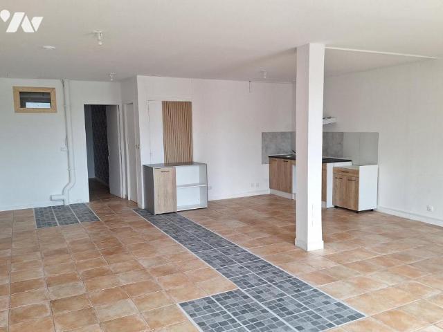 Appartement à louer à Marigny Le Lozon, Normandie, €