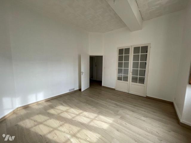Appartement à louer à Nogent le Rotrou, Centre Val de Loire, €