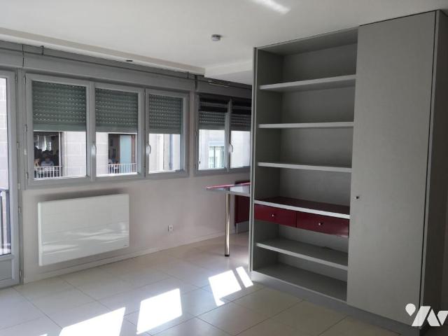 Appartement à louer à Nantes, Pays de la Loire, €