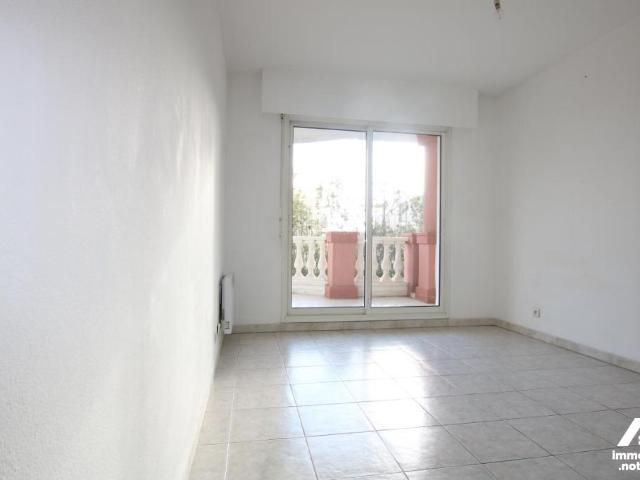 Appartement à louer à Nice, Provence Alpes Côte d'Azur, €