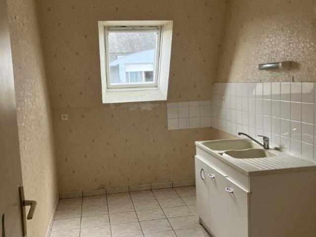 Appartement à louer à Saint Aubin d'Aubigné, Bretagne, €