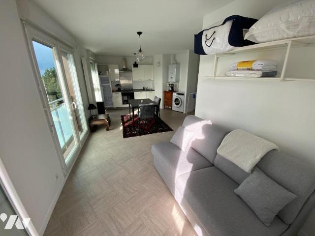 Appartement à louer à Saint Herblain, Pays de la Loire, €