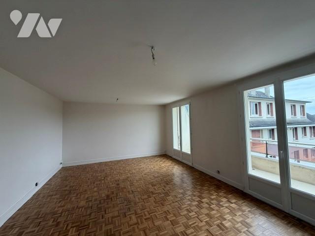Appartement à louer à Saint Lô, Normandie, €