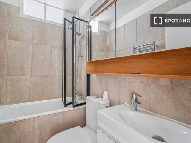 Appartement à louer à Saint Merri, Paris
