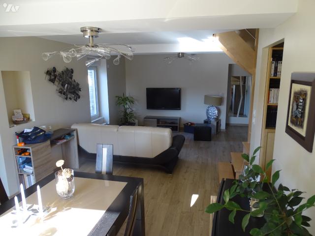 Appartement à louer à Saint Sylvain, Normandie, €