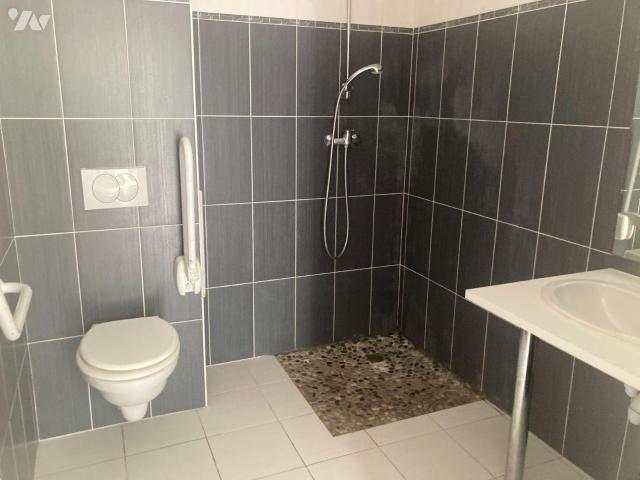 Appartement à louer à Saint Parres lès Vaudes, Grand Est, €