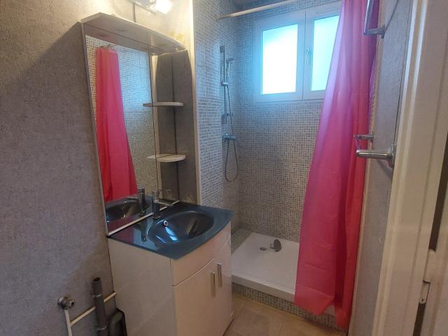 Appartement à louer à Saint Rémy, Bourgogne Franche Comté, 560€