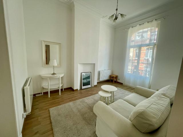 Appartement à louer à Schaerbeek, Rue Frans Binjé