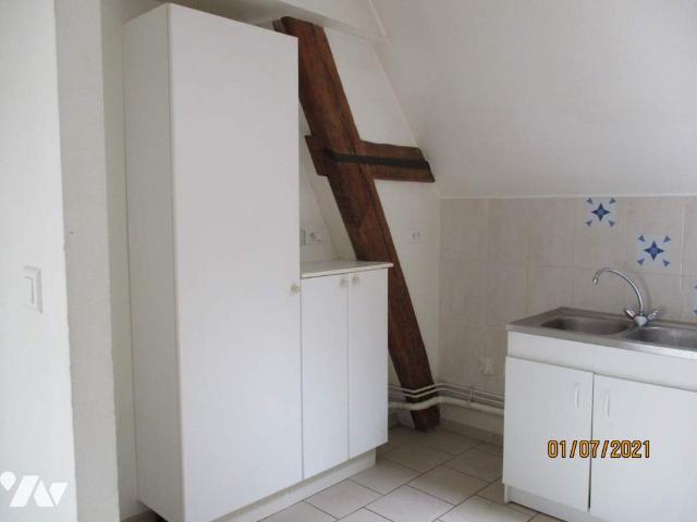 Appartement à louer à Sézanne, Grand Est, €