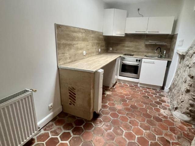 Appartement à louer à Senlis, Hauts de France, €
