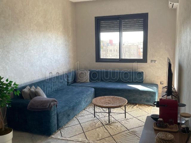 Appartement à louer à Sidi Maarouf. 3 pièces. Meublé